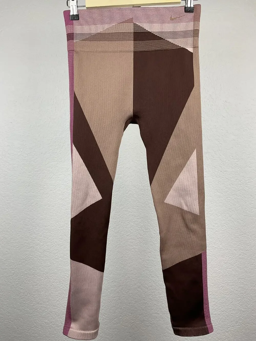 Nike Dri-FIT Sculpt Lux Women's M High Rise Colorblock Leggings Brown Pink